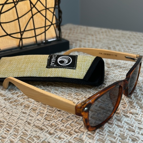 Ohekai Unisex +1.5 Bamboo Reader Sunglasses - Picture 2 of 4